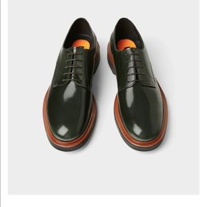 Meet your Posher, Tye